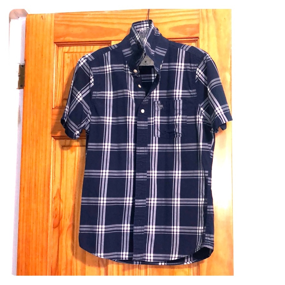 Abercrombie & Fitch Men’s short-sleeve button